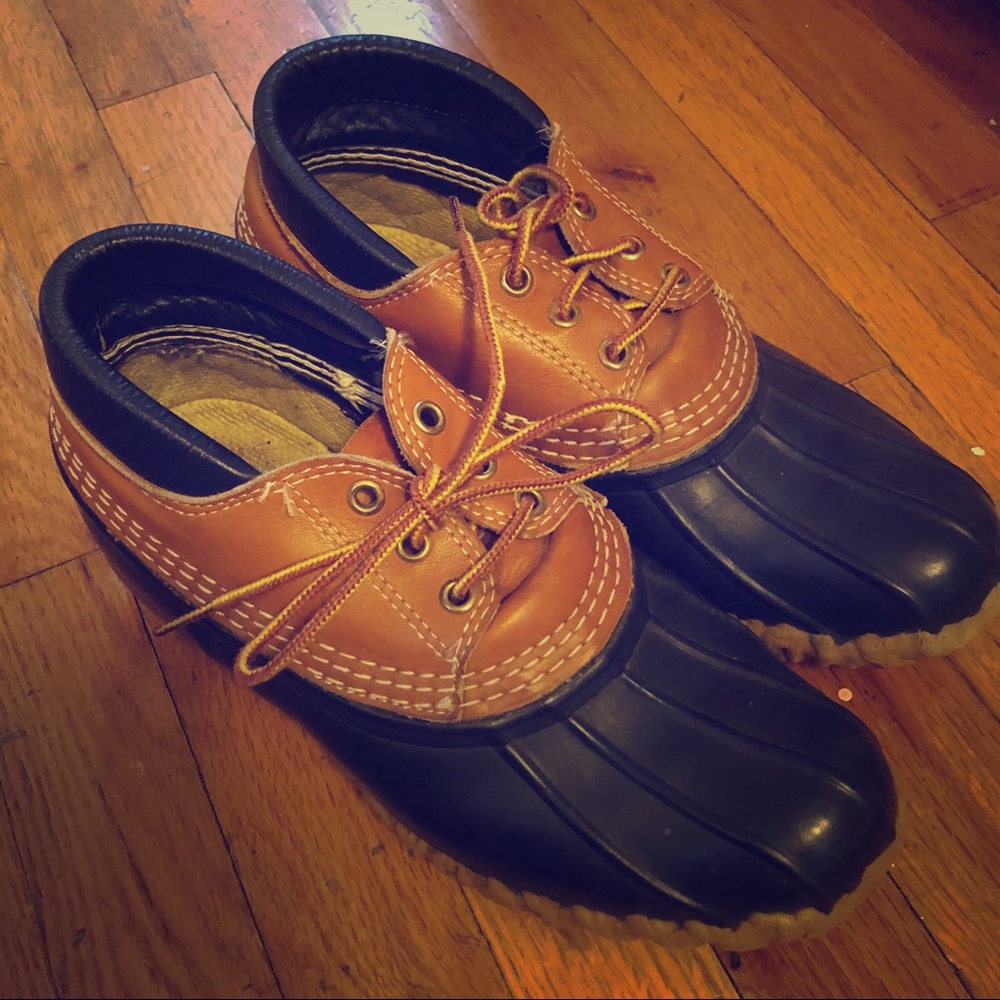 L.L. Bean Boots Navy Short Gumshoes EUC Size 8
